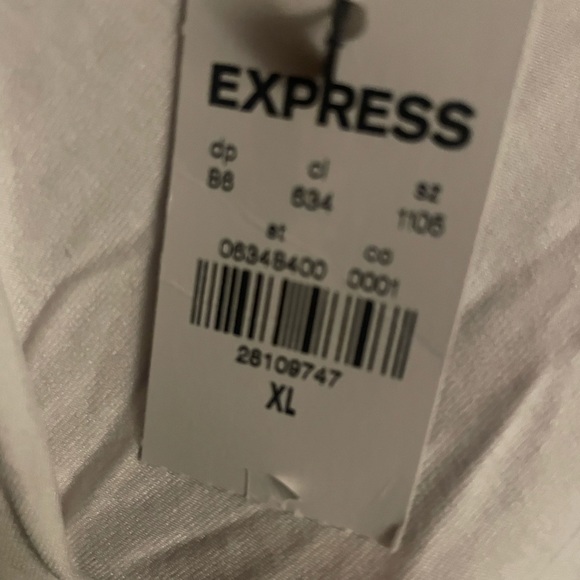 Express double layer v-neck tee - Picture 4 of 4